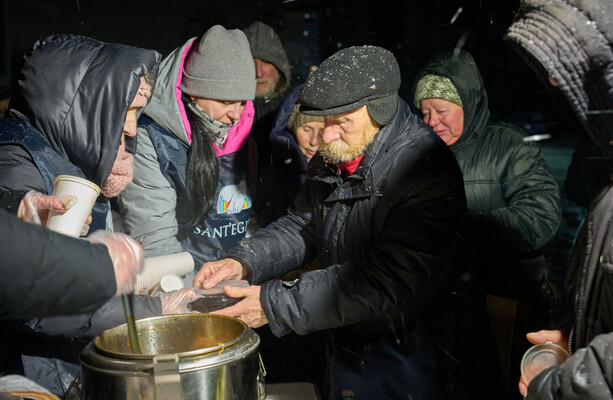 Ukraine and Russia hold first direct talks on US plan as strikes cut heating - The Journal