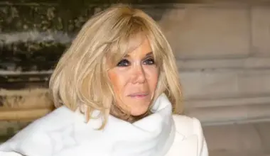 Her secret exercise for a flat belly at 70 shocks fitness experts