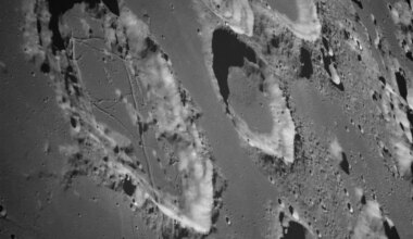 Earth's tail has been helping Moon steal from our planet for billions of years