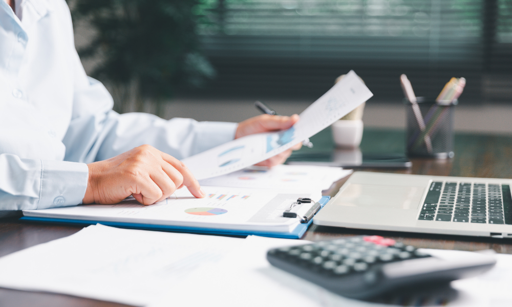 LPL, Raymond James, big winners in advisor recruiting in 2025: report.