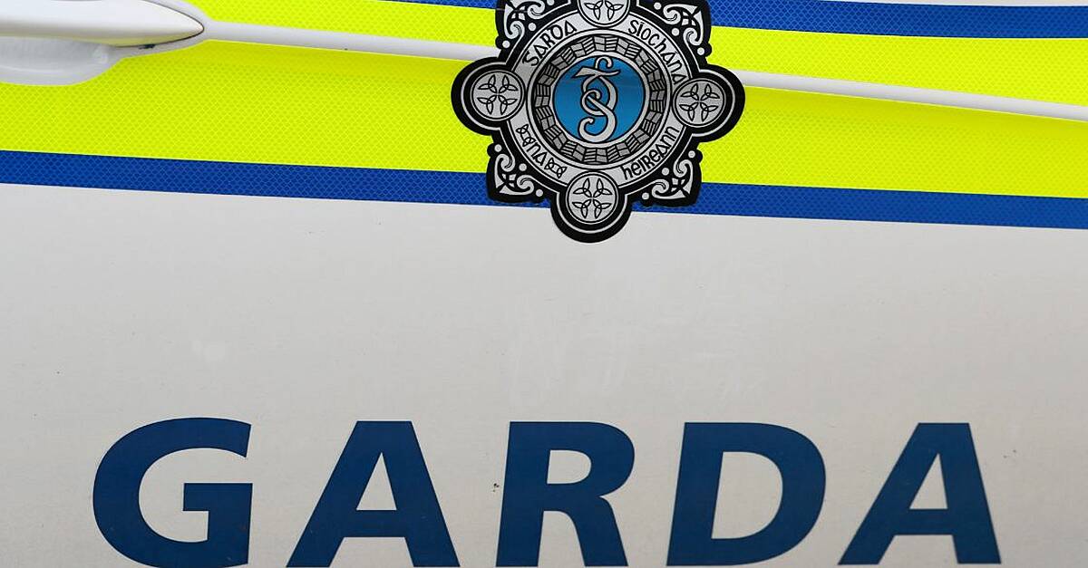 Man (30s) dies in three-vehicle collision in Co Longford