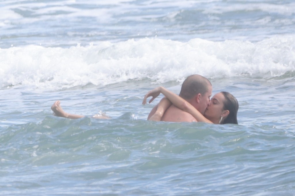 Channing Tatum and his girlfriend Inka Williams makeout in the ocean in Costa Rica.