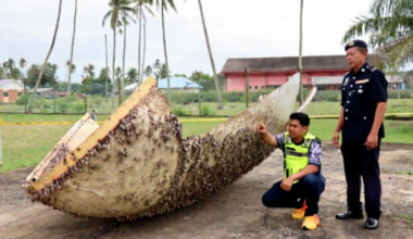 Part of object suspected to be from space found on Pekan beach