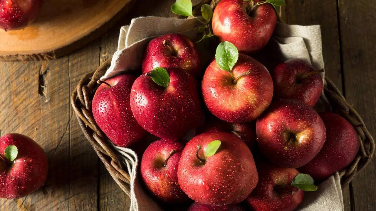 Red apples