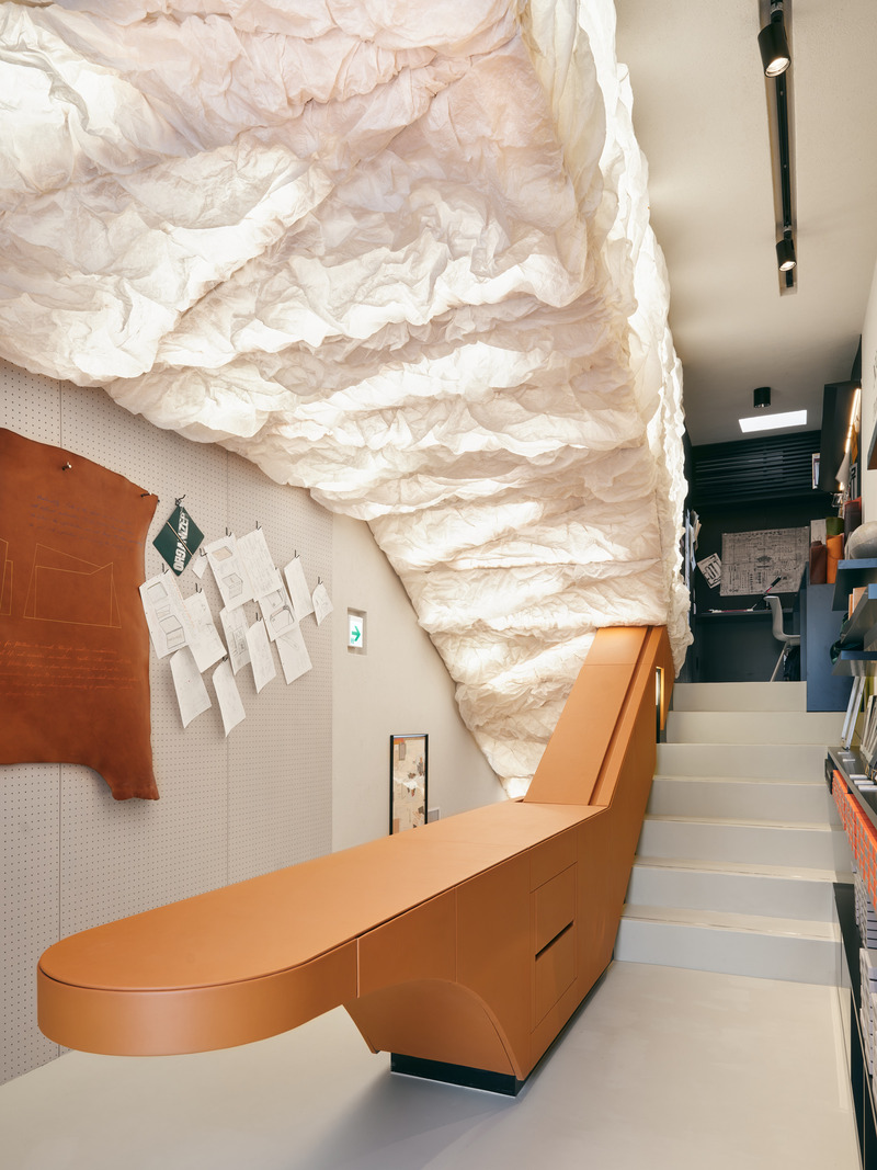 sculpted volumes for plotter tokyo flagship shop by angel estevez met 8