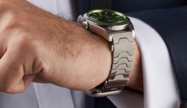 This $418 French Strap Solves the Watch vs Smartwatch Problem