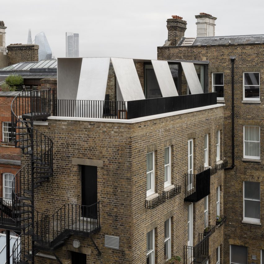 Covent Garden Apartment by Carmody Groarke