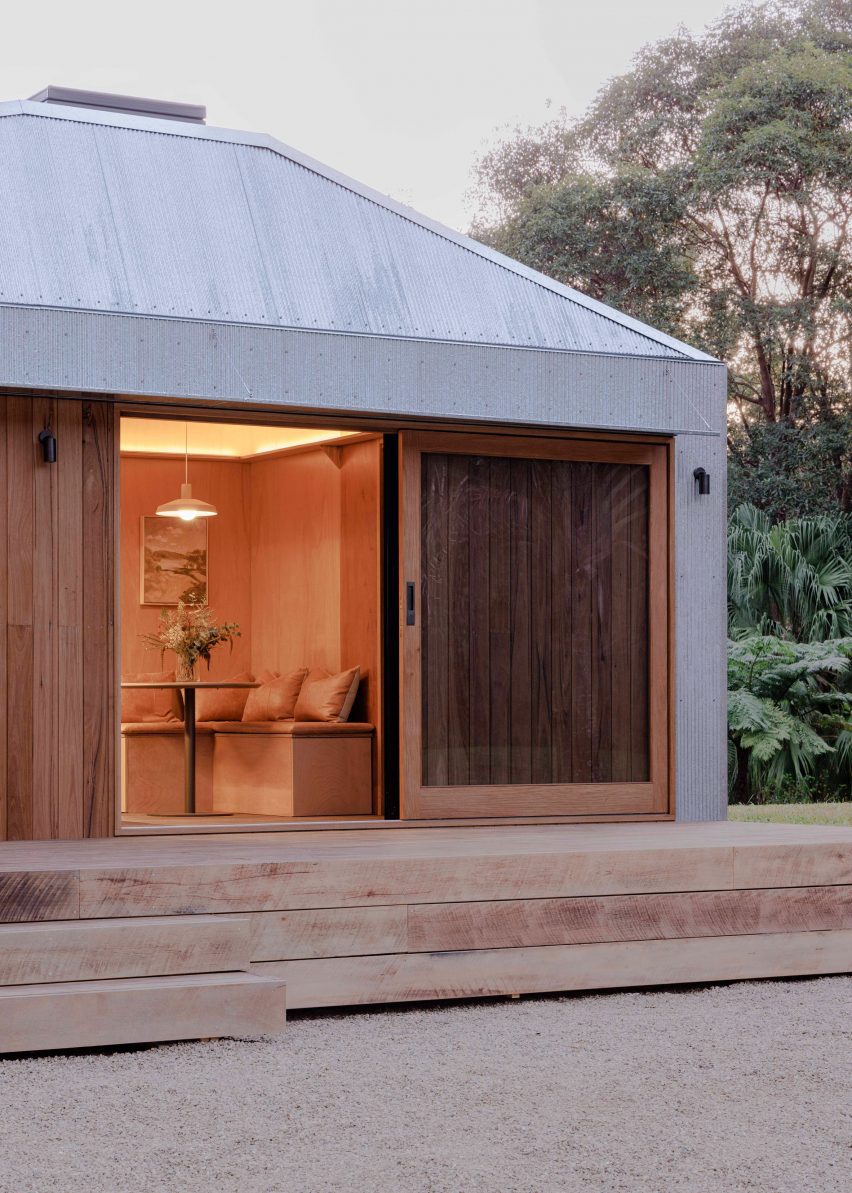 The Oculus by Hayley Pryor