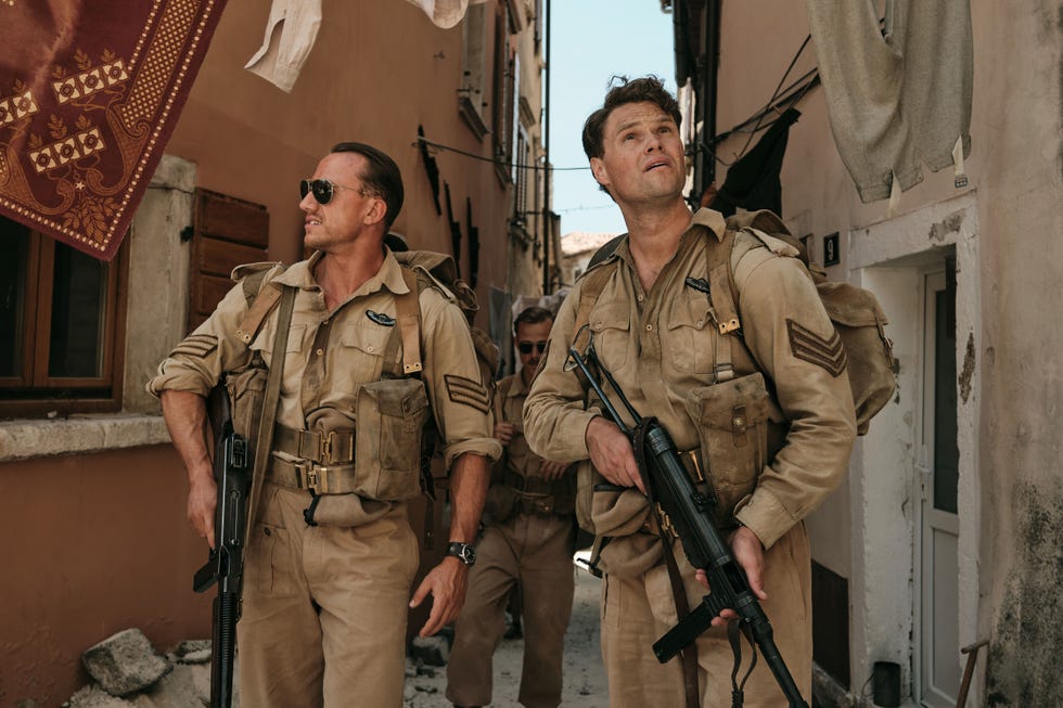 Theo Barklem-Biggs, Bobby Schofield, SAS Rogue Heroes season 2 theo barklembiggs, bobby schofield, sas rogue heroes season 2