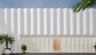 wave-like white forms by onion envelop pattaya hotel