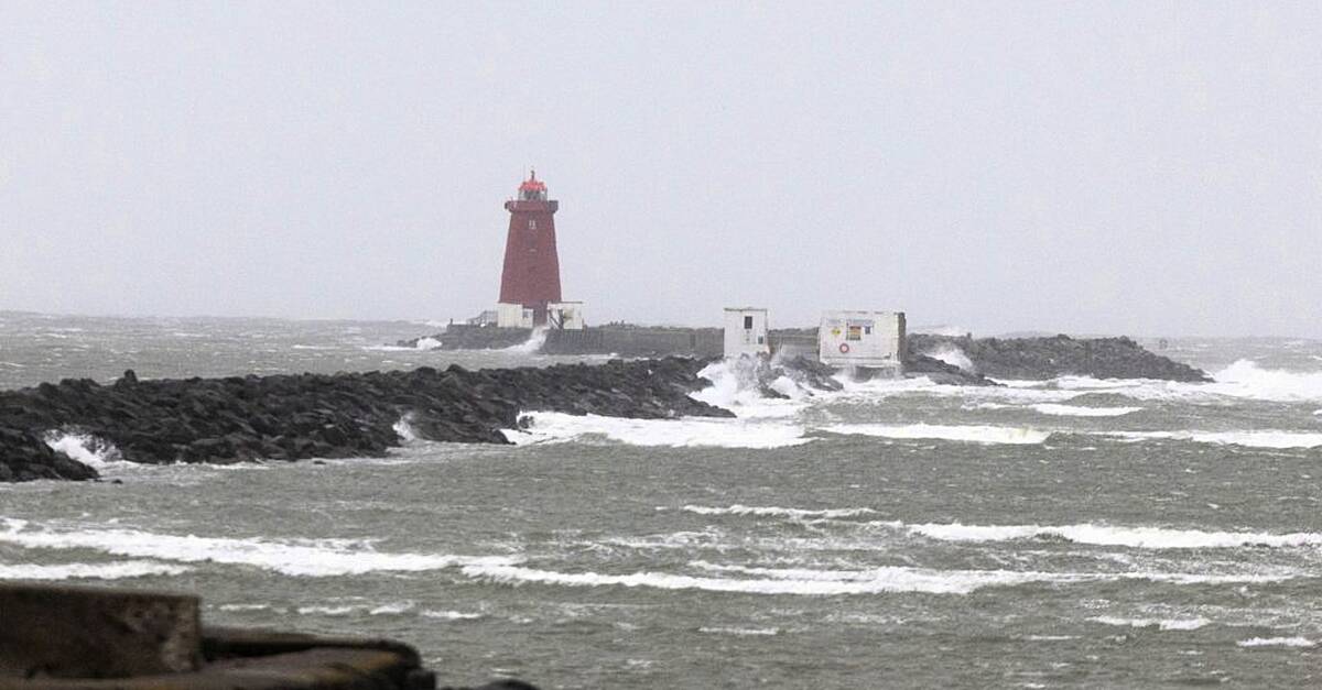 Yellow rain warning in place for three counties