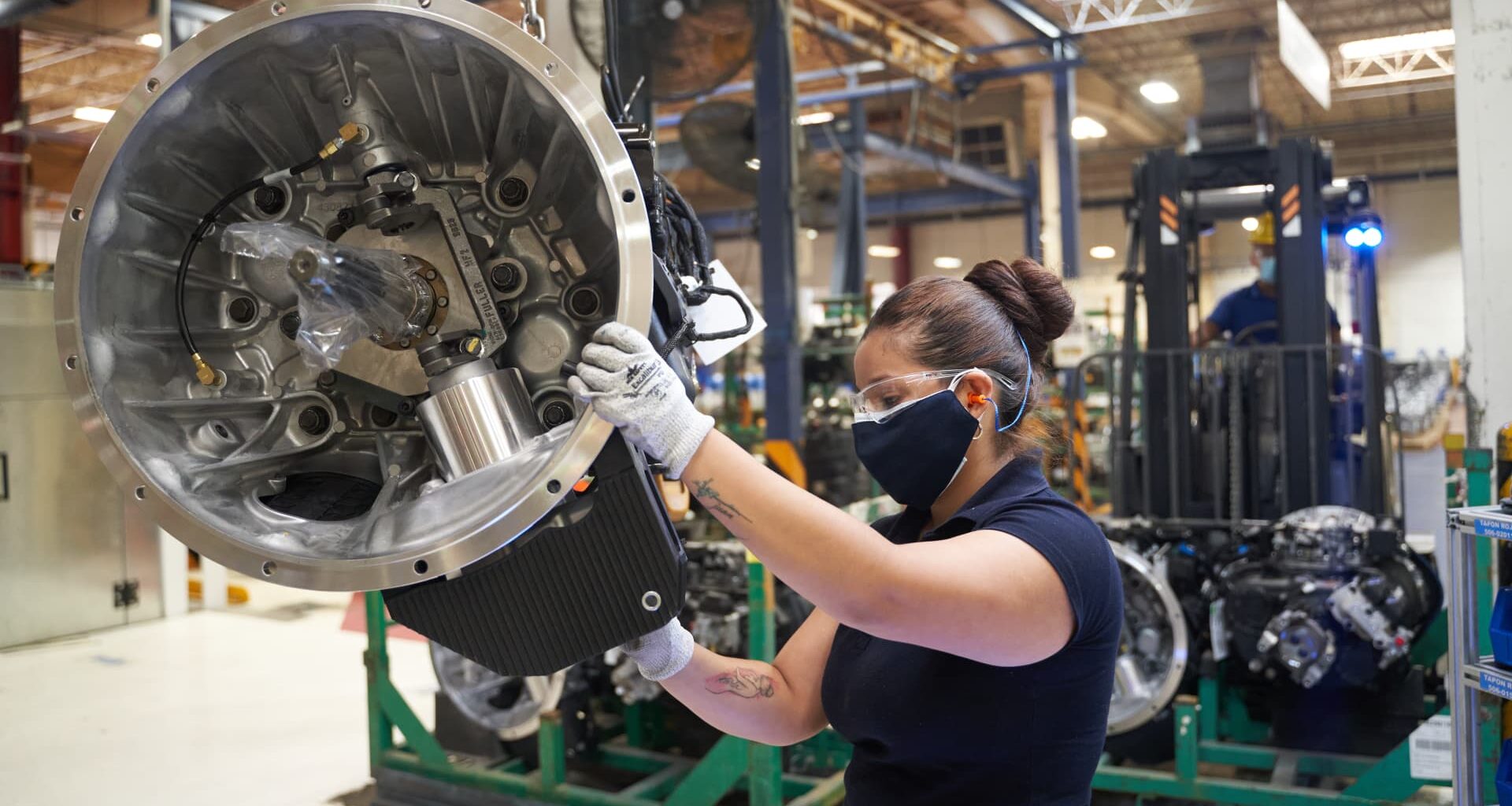 We're lifting our price target on AI play after strong pitch to investors