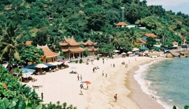 Vietnam Sets New Tourism Milestones in 2025 with Increased International and Domestic Interest