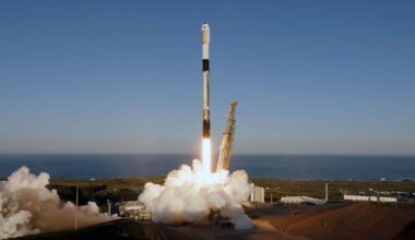 Groundhog Day launch sends SpaceX Starlink satellites…