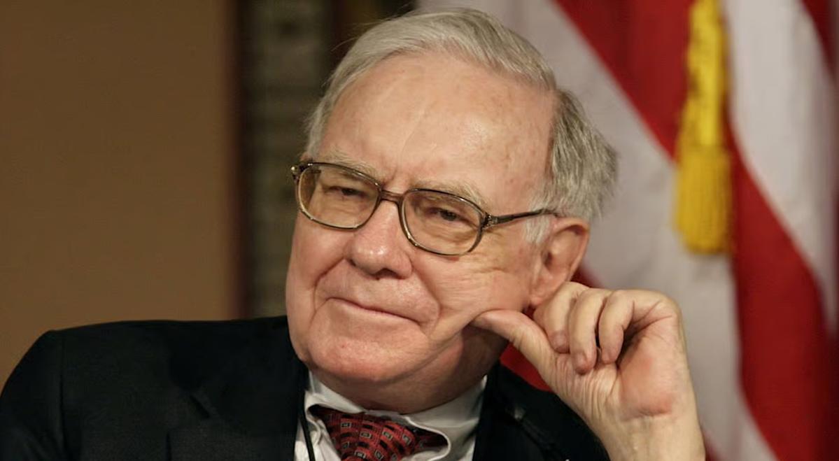 Buffett explains why he’s keeping $180B in cash — and how investors can diversify beyond the stock market