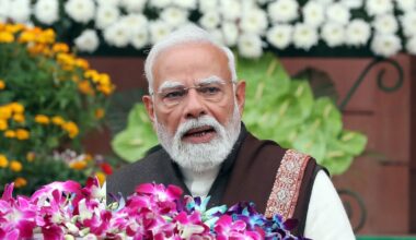 Trump cuts Indian tariffs after Modi agrees to stop buying Russian oil – The Irish Times