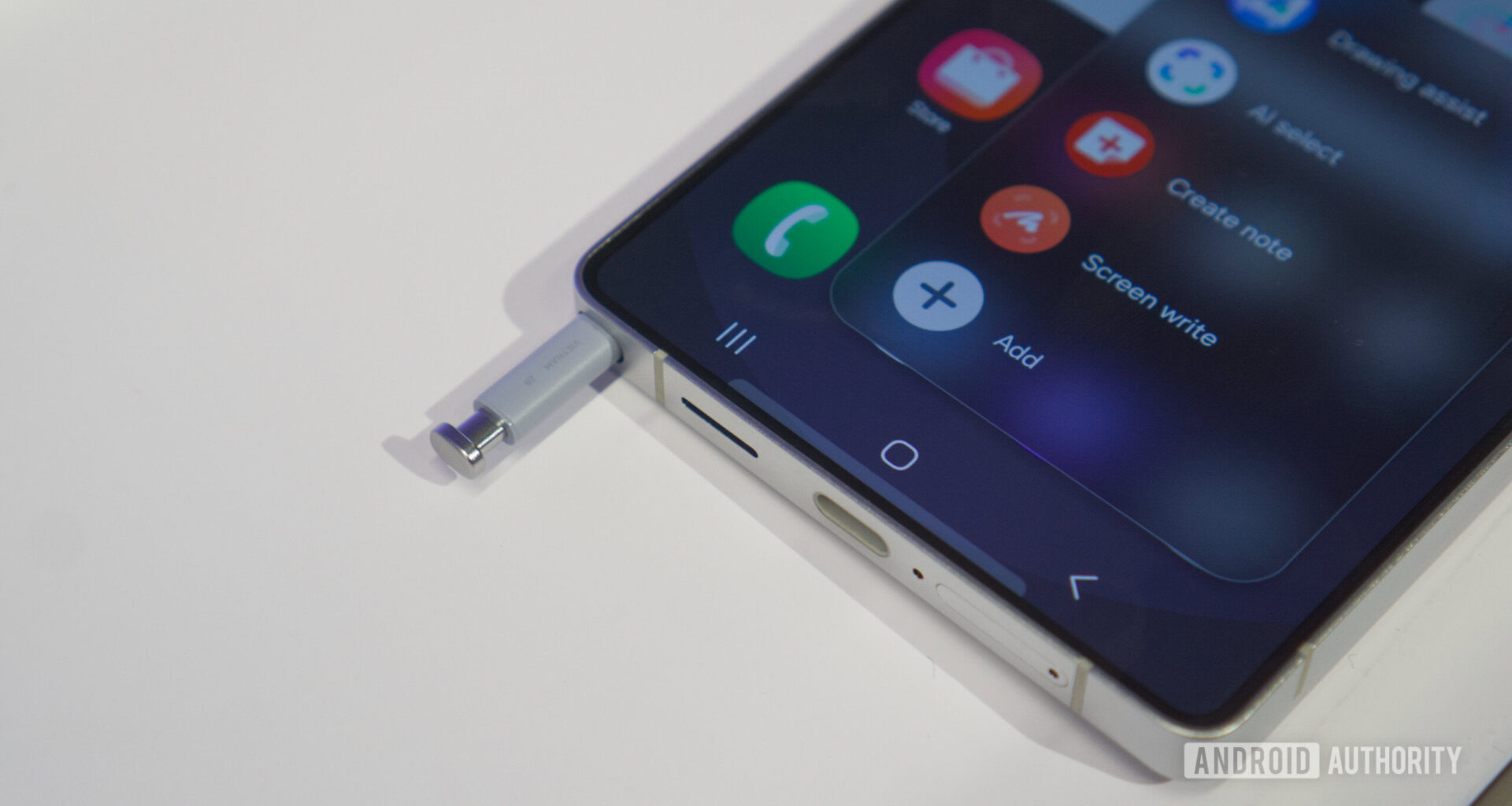 Samsung Galaxy S25 Ultra S Pen in slot