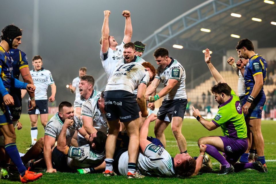 Connacht players celebrate after Oisín McCormack scored a try during the United Rugby Championship win over Zebre at Stadio Sergio Lanfranchi in Parma, Italy. Photo: Tim Rogers/Sportsfile