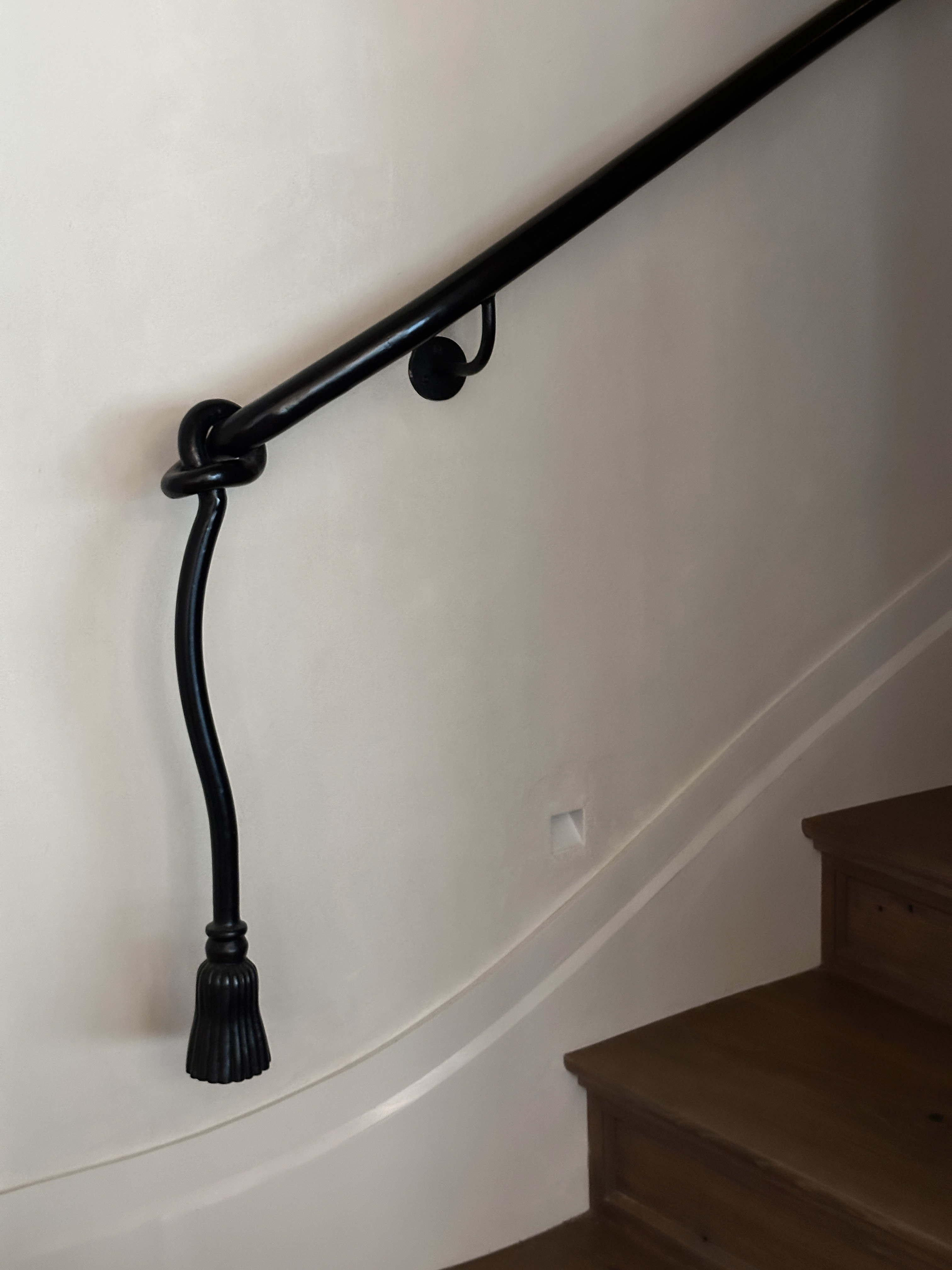 Tassel-Design-Inspo-Domino-05