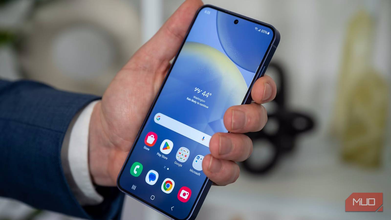 Your Samsung phone is full of apps you’ll never use — here are the worst ones