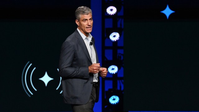 Ahead of CES, Amazon vp of global ad sales Alan Moss gives ADWEEK a peek inside client meetings.