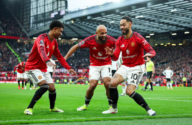 Dramatic late victory sees Man United's winning run continue under Michael Carrick