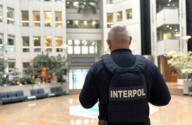 Interpol organised crime chief says the pressure is still on to extradite Daniel Kinahan from Dubai
