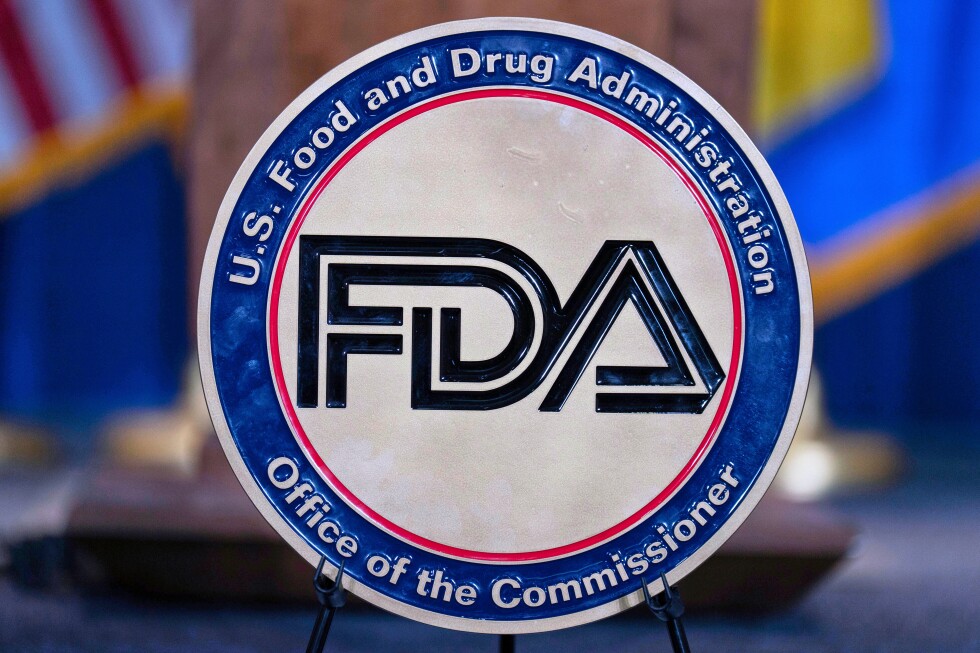 FDA plans bonuses to staffers who complete speedy drug reviews