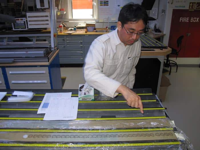 Ancient reversal of Earth's magnetic field took an extraordinarily long time – Physics World