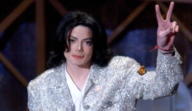 Michael Jackson Blocks One Of R&B’s Biggest Stars From A New No. 1 Album
