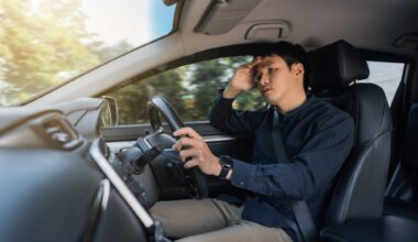Study: Assessing the relationships between migraine and driving risks, challenges and coping strategies.Image Credit: BaLL LunLa / Shutterstock