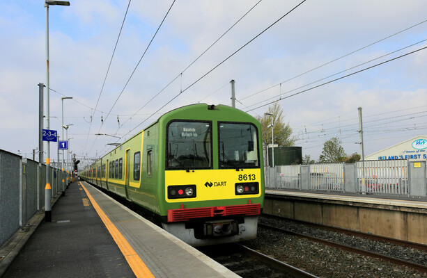 Major disruption to Dart and northern commuter train services after overhead line damage - The Journal