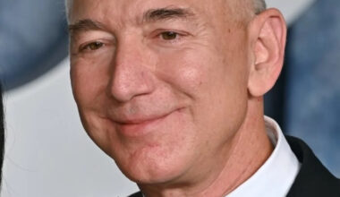 Jeff Bezos' 2016 'Lottery Ticket' Warning Comes True As Blue Origin Workers Miss Out On SpaceX-Style IPO Windfall