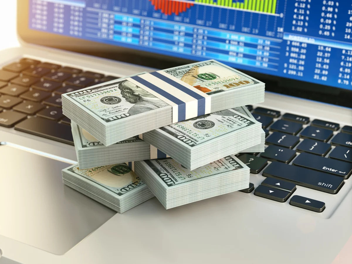 Improve Your Retirement Income with These 3 Top-Ranked Dividend Stocks