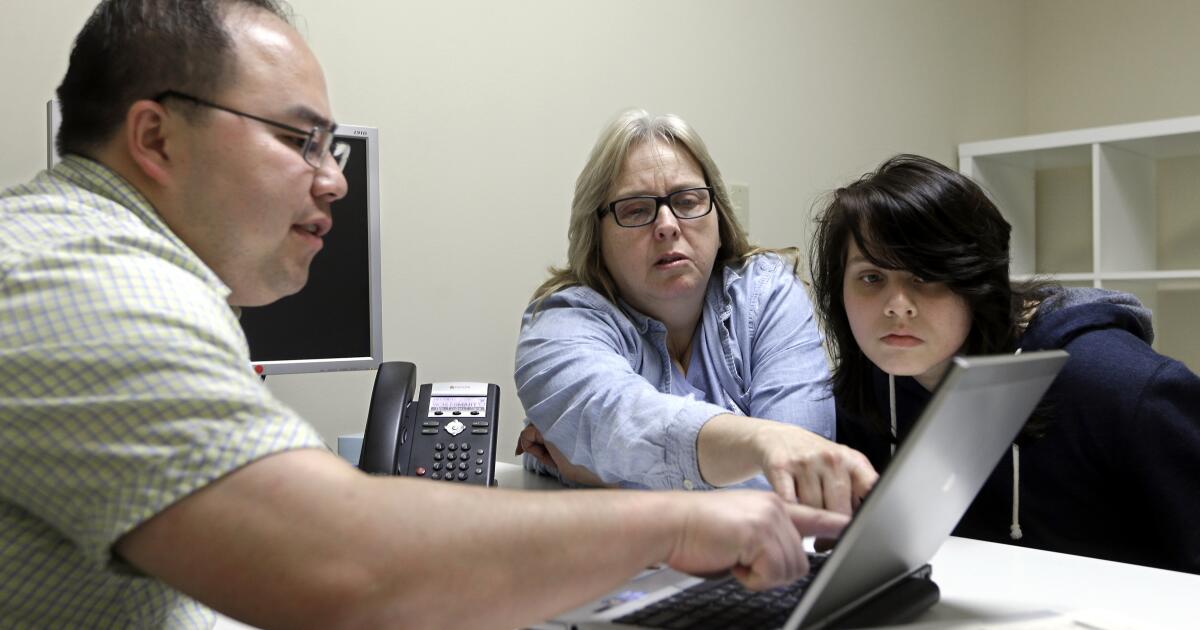 More middle-class Californians cancel health coverage