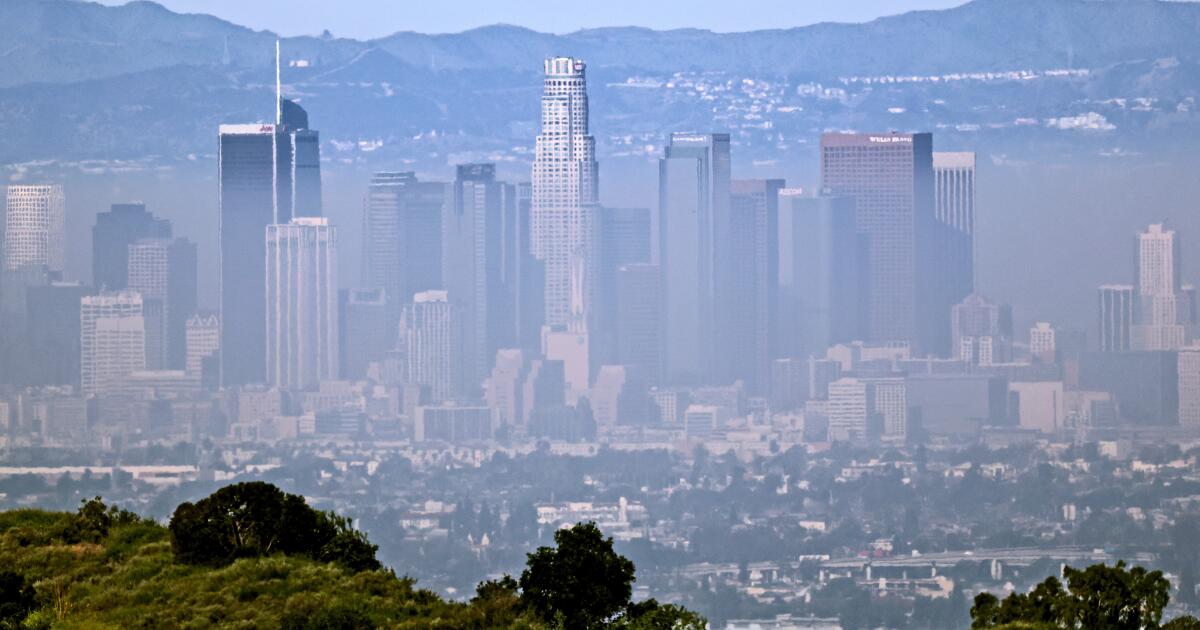 L.A. region begins the year with the smoggiest first 5 months in a decade