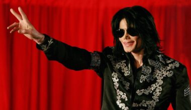 Michael Jackson Blocks Himself From New No. 1s On Several Charts