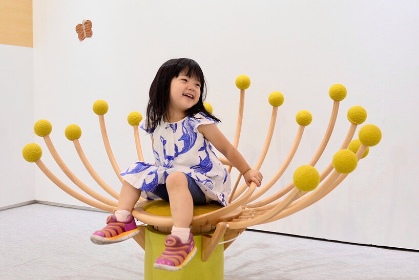 ayumi tsuchiya's wooden sculptures are made for touching, playing, and listening - 1