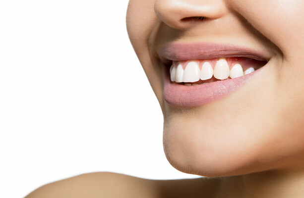 Teeth whitening products sold online may contain unsafe levels of bleach, consumer watchdog warns - The Journal