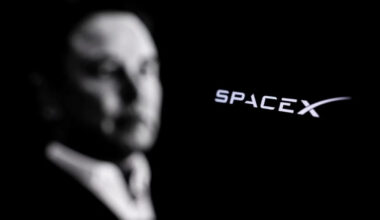 Elon Musk Calls Report on SpaceX AI Handheld Device ‘Utterly False’ After Claims of an iPhone Rival Sparks Online Buzz