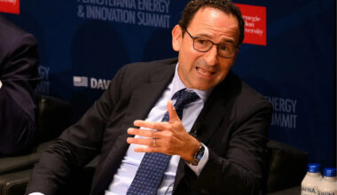 Blackstone president Jon Gray tells Gen Z to think like founders at work—but a growing number are skipping the corporate ladder to become one for real