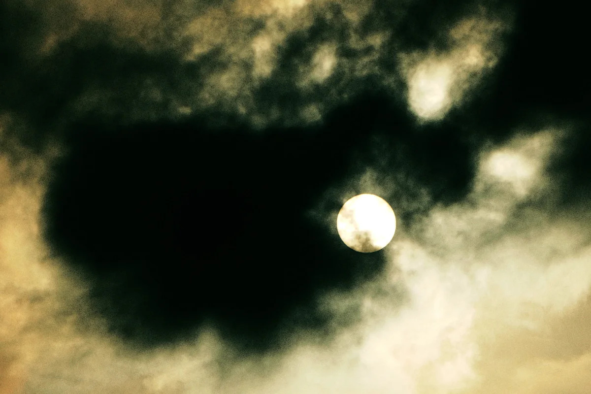 Scientists Propose Dimming Sun to Combat El Niño