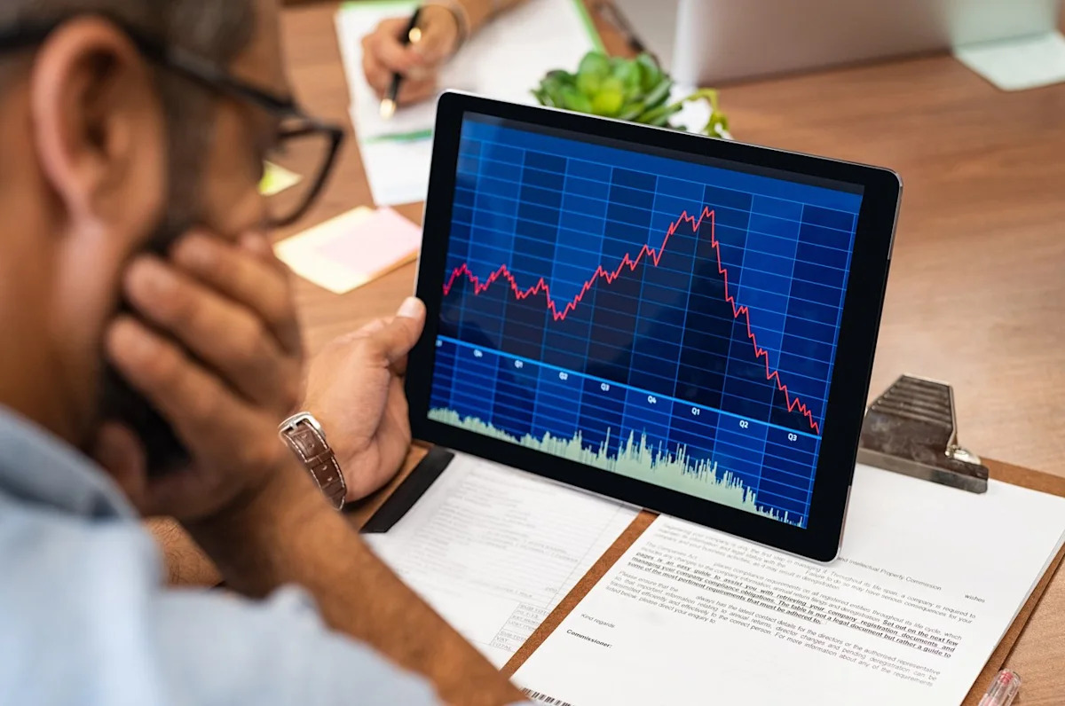 Earnings From Taiwan Semiconductor and ASML Show Soaring Demand, So Why Are AI Stocks Falling? (And Here's What Investors Should Do Next.)