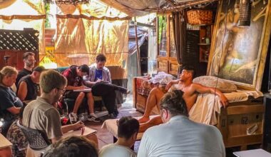 Figure drawing classes, clothed and nude, across Los Angeles County