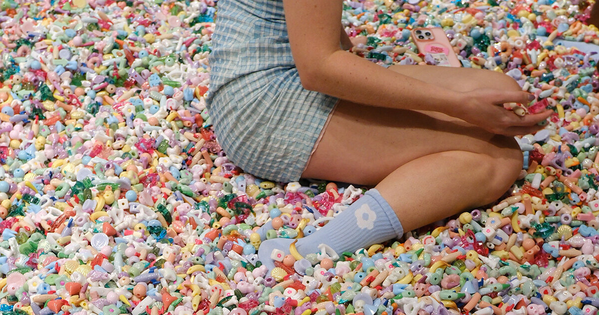 Cj hendry fills a gallery with beads and lets visitors invent the game