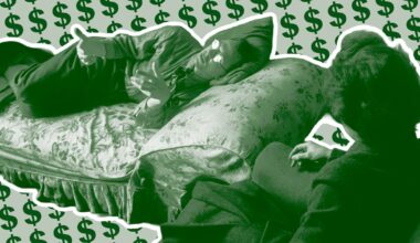The Woman Who Teaches Rich People to Give Their Money Away