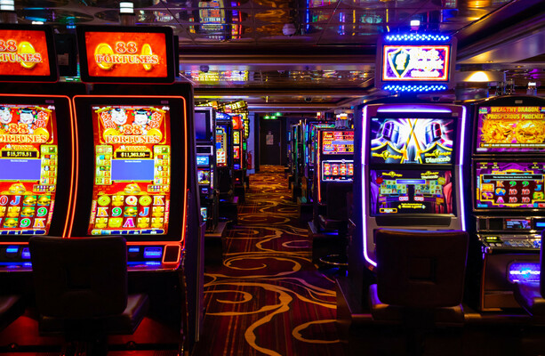 A fake story about the housing crisis tried to make me gamble with an online casino in Cyprus