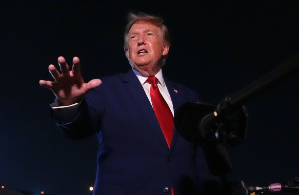Donald Trump says Secret Service wanted him to switch planes for secret flight