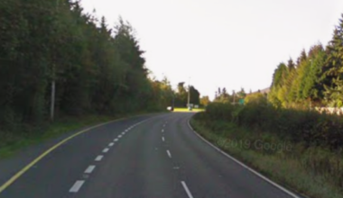 Man arrested after car seen travelling in wrong direction at around 3am in Co Wicklow