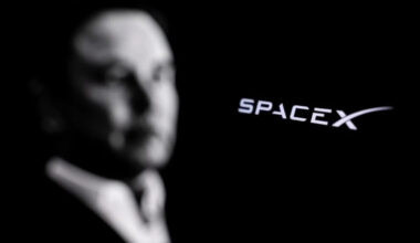 SpaceX Investors Want a Pink Rocket and a Starship Named 'Shipy McShipface' Ahead of First Earnings: Top Questions for Elon Musk's Team Revealed